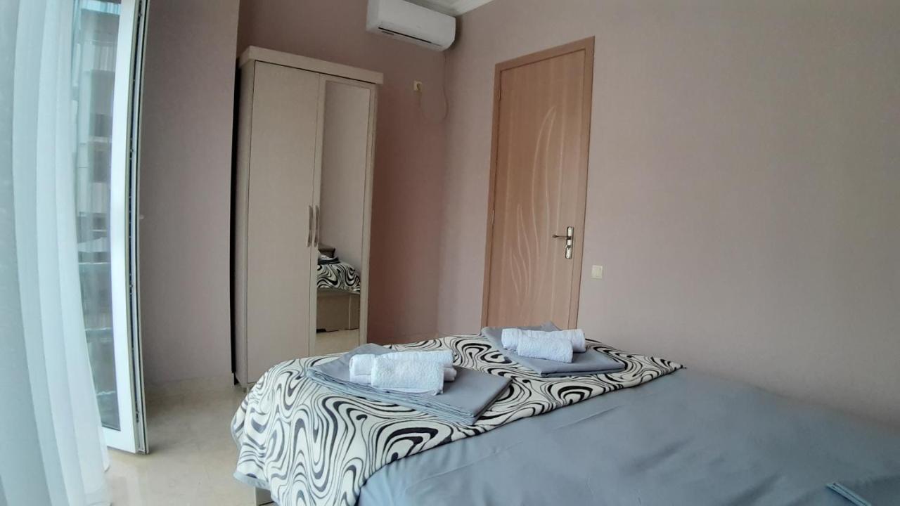 Apartment Imeri Ureki Bagian luar foto