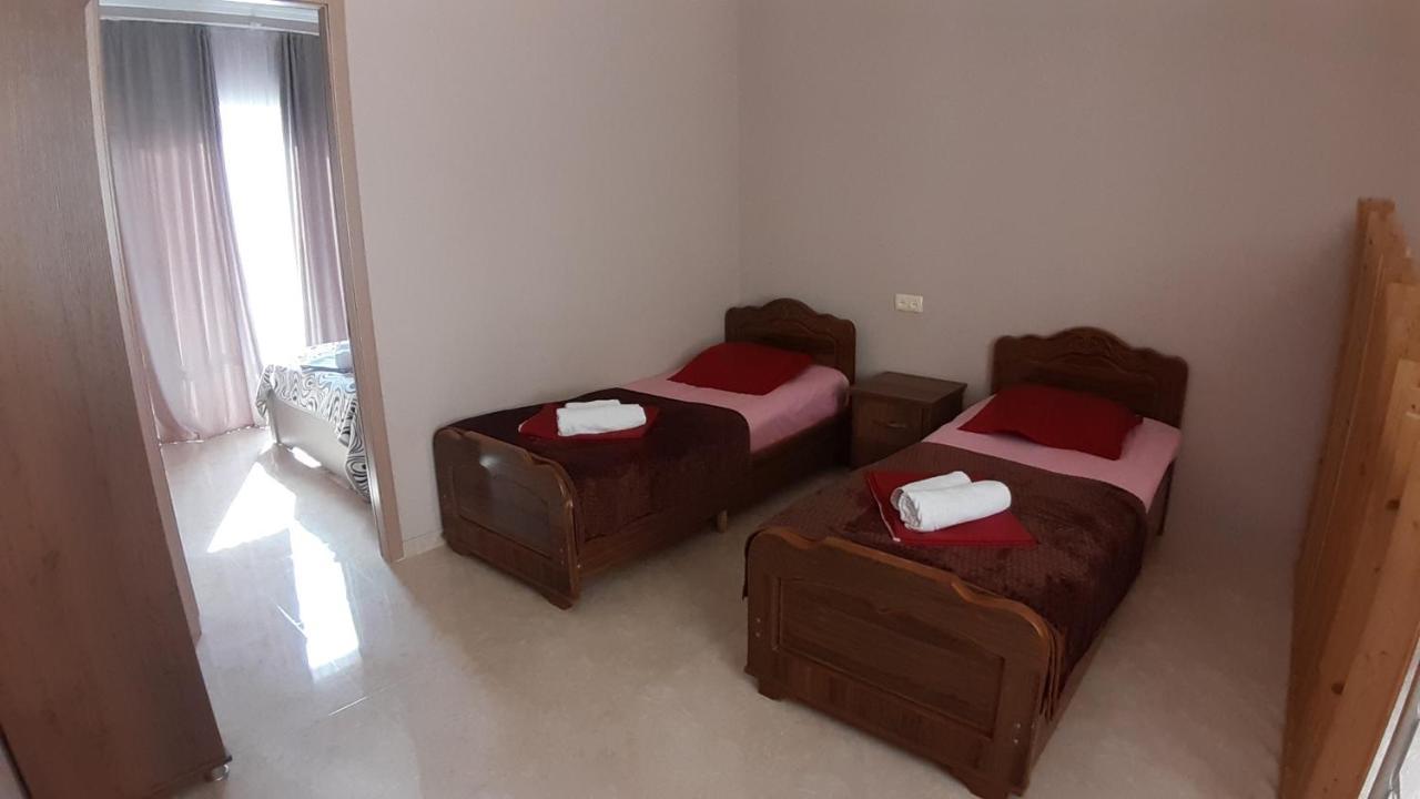 Apartment Imeri Ureki Bagian luar foto